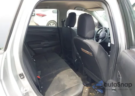 2014 Mitsubishi Outlander Sport Es z USA, uszkodzony, nr VIN 4A4AP3AU5EE002865